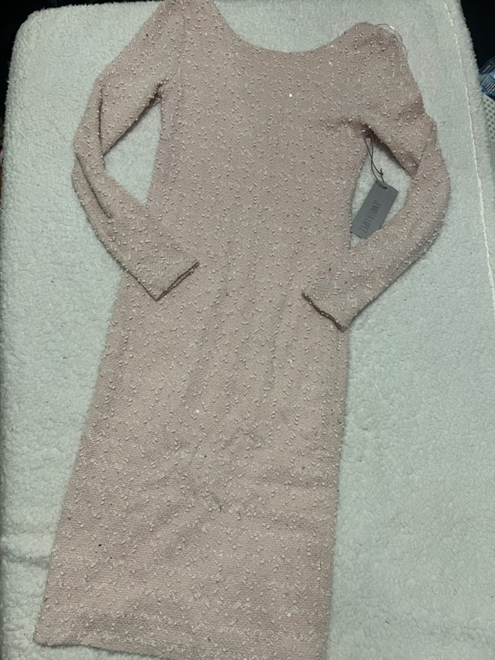 Jennifer Lopez Long-Sleeve Textured Midi Dress in Blush